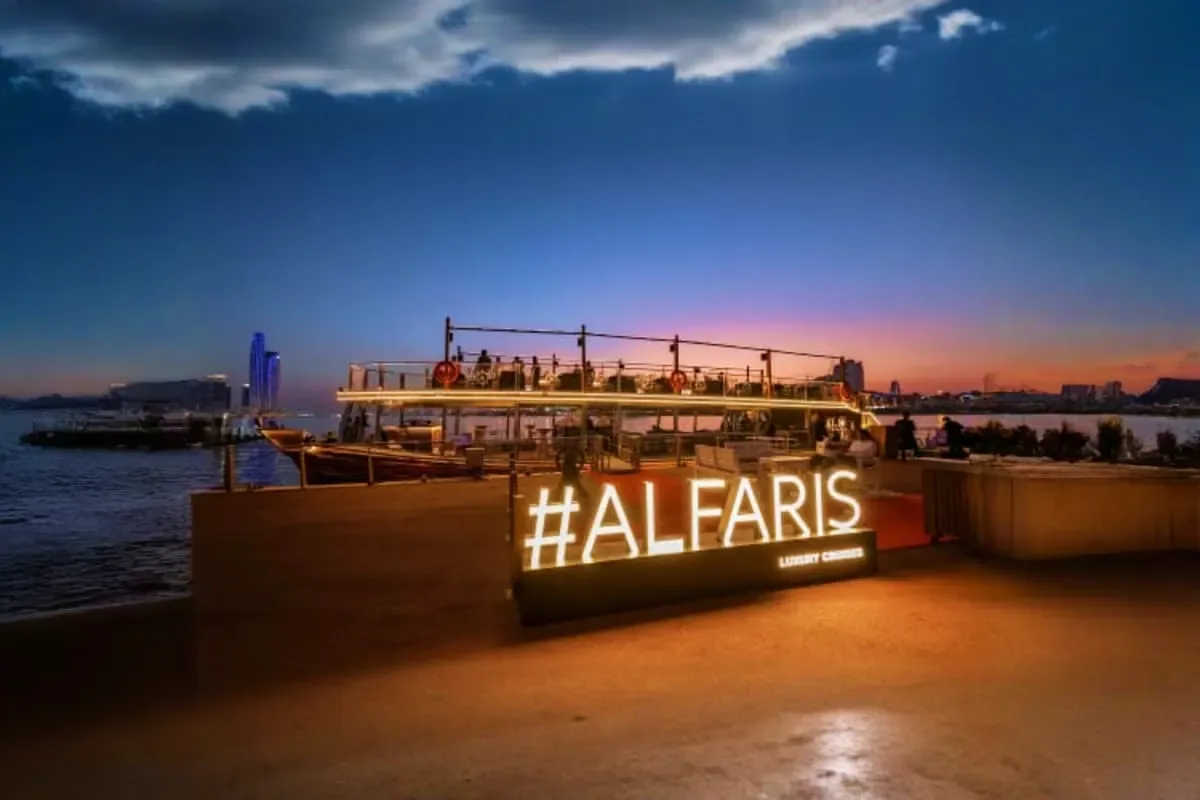 Dubai Canal Dinner Cruise — destination and experience view